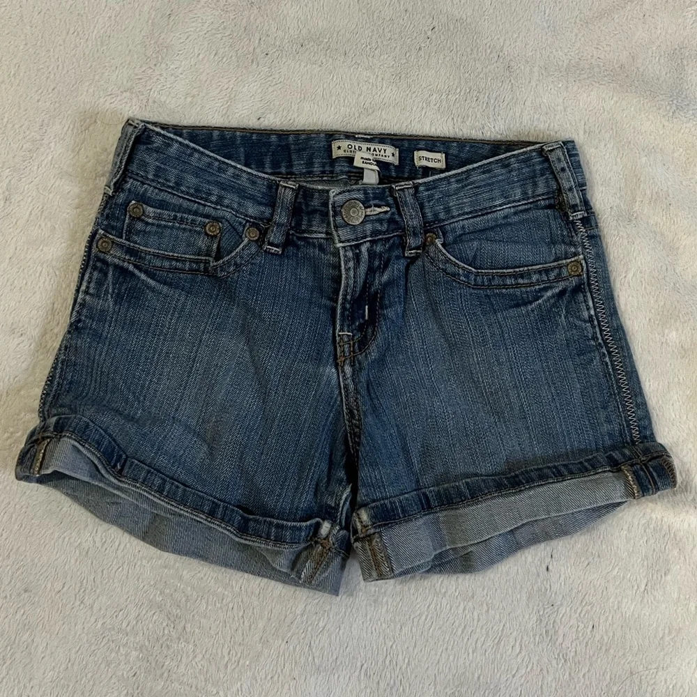 Old Navy Girl’s Khaki and Denim Shorts Size 10-12 - Picture 5 of 7